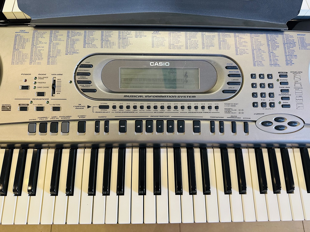 dan-casio-wk1800-3