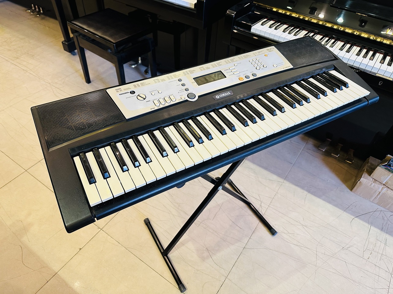 dan-organ-yamaha-4