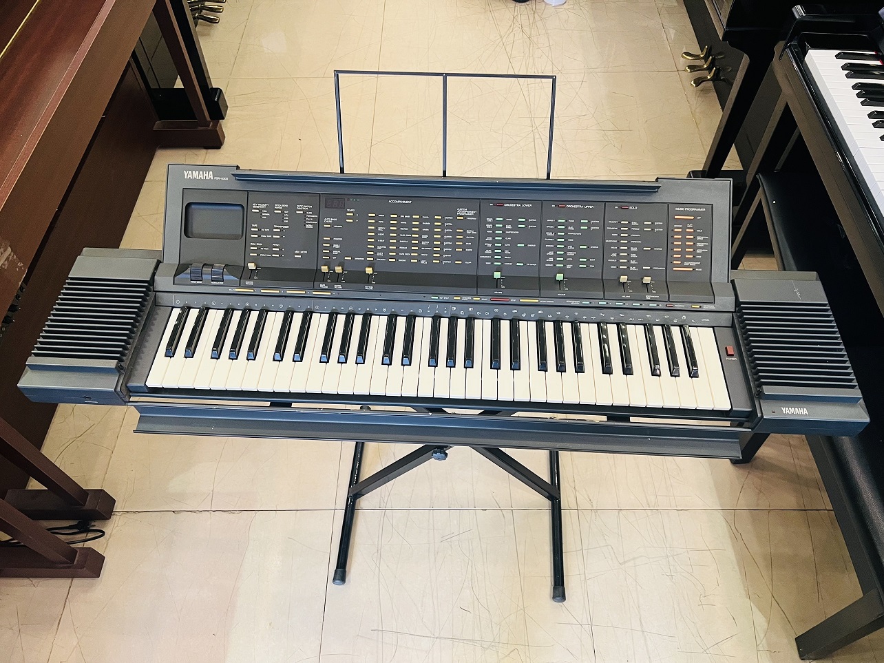 organ-yamaha-psr6300-5