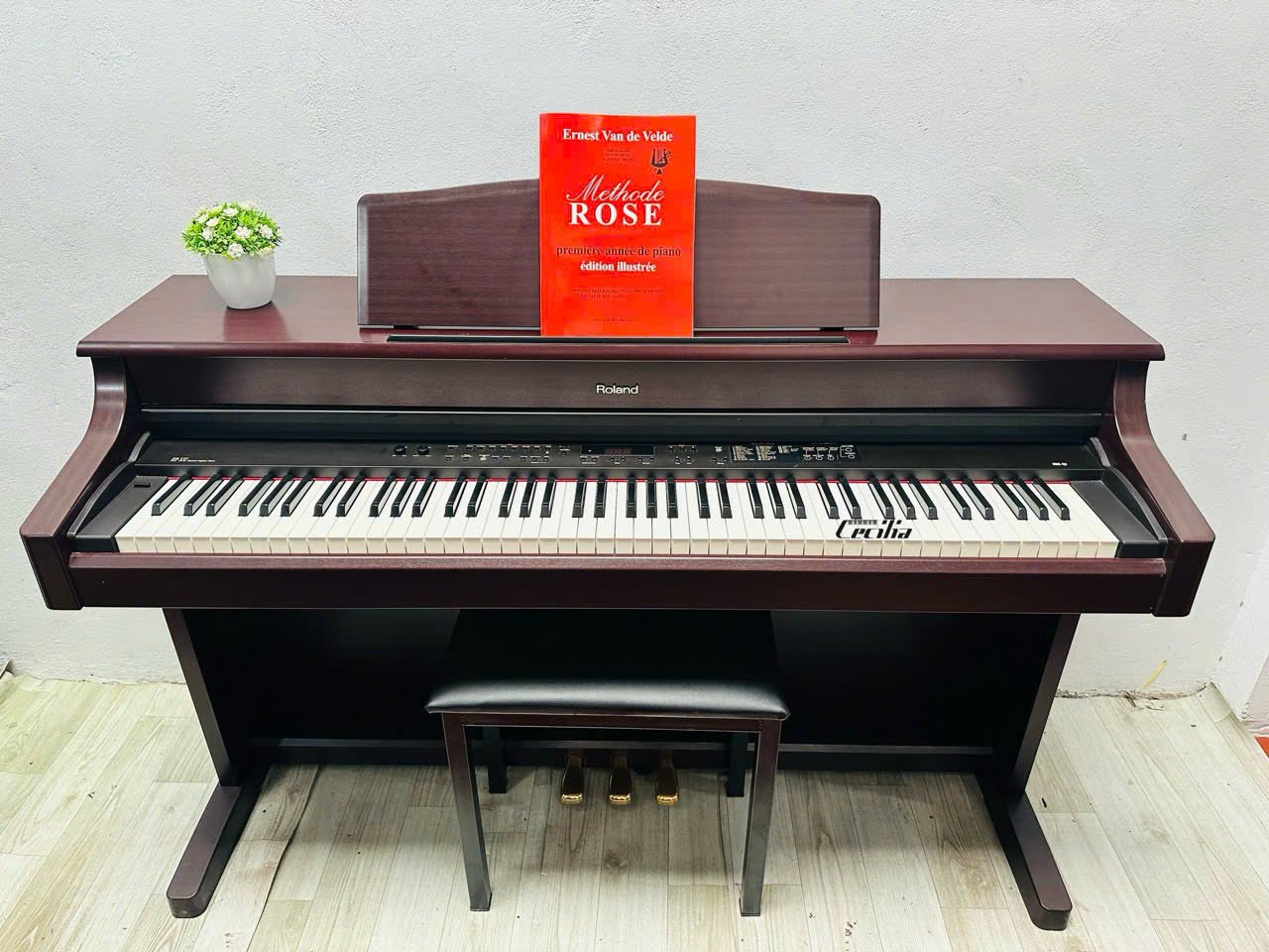 piano-dien-roland-hp337-1