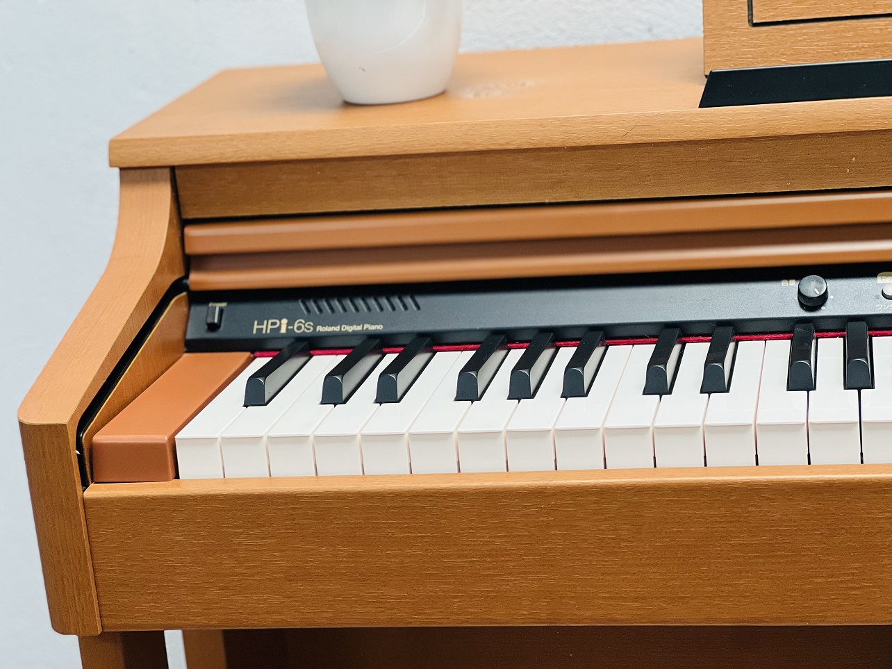 piano-dien-roland-hpi6-3