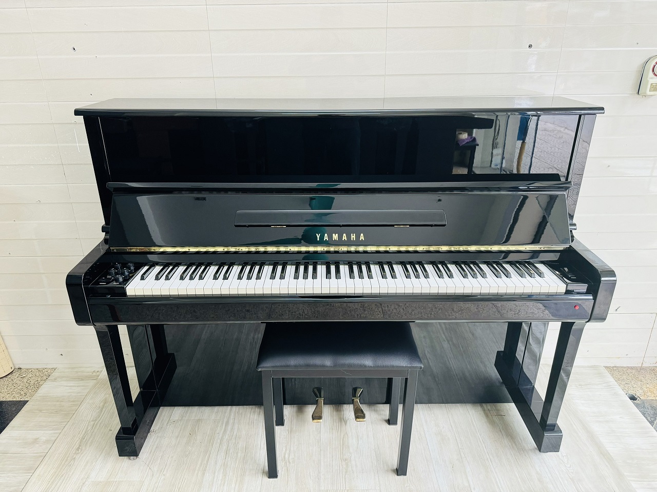 piano-dien-yamaha-e502-1