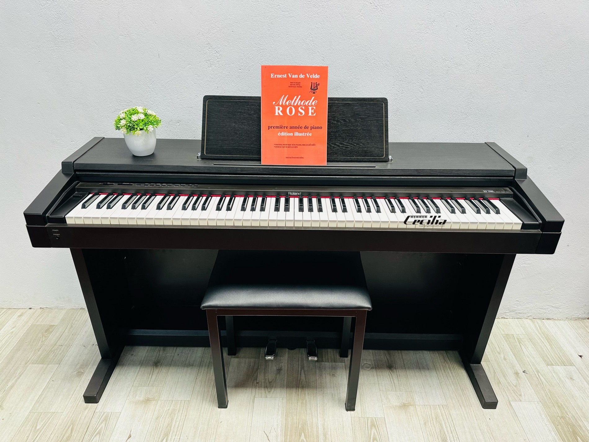 piano-roland-hp1700l-1