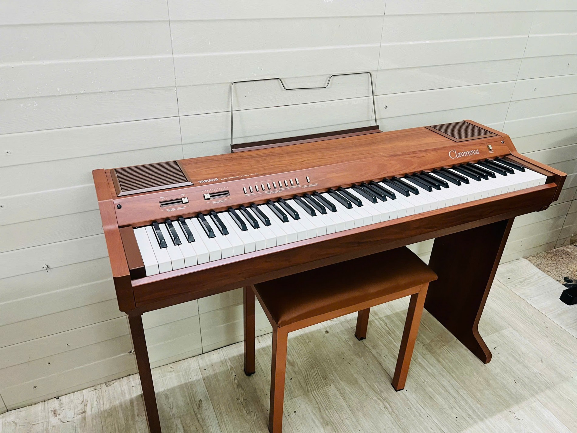 piano-yamaha-yp30-4