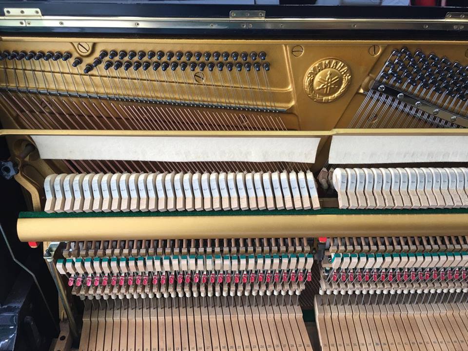 piano_co_yamaha_u2