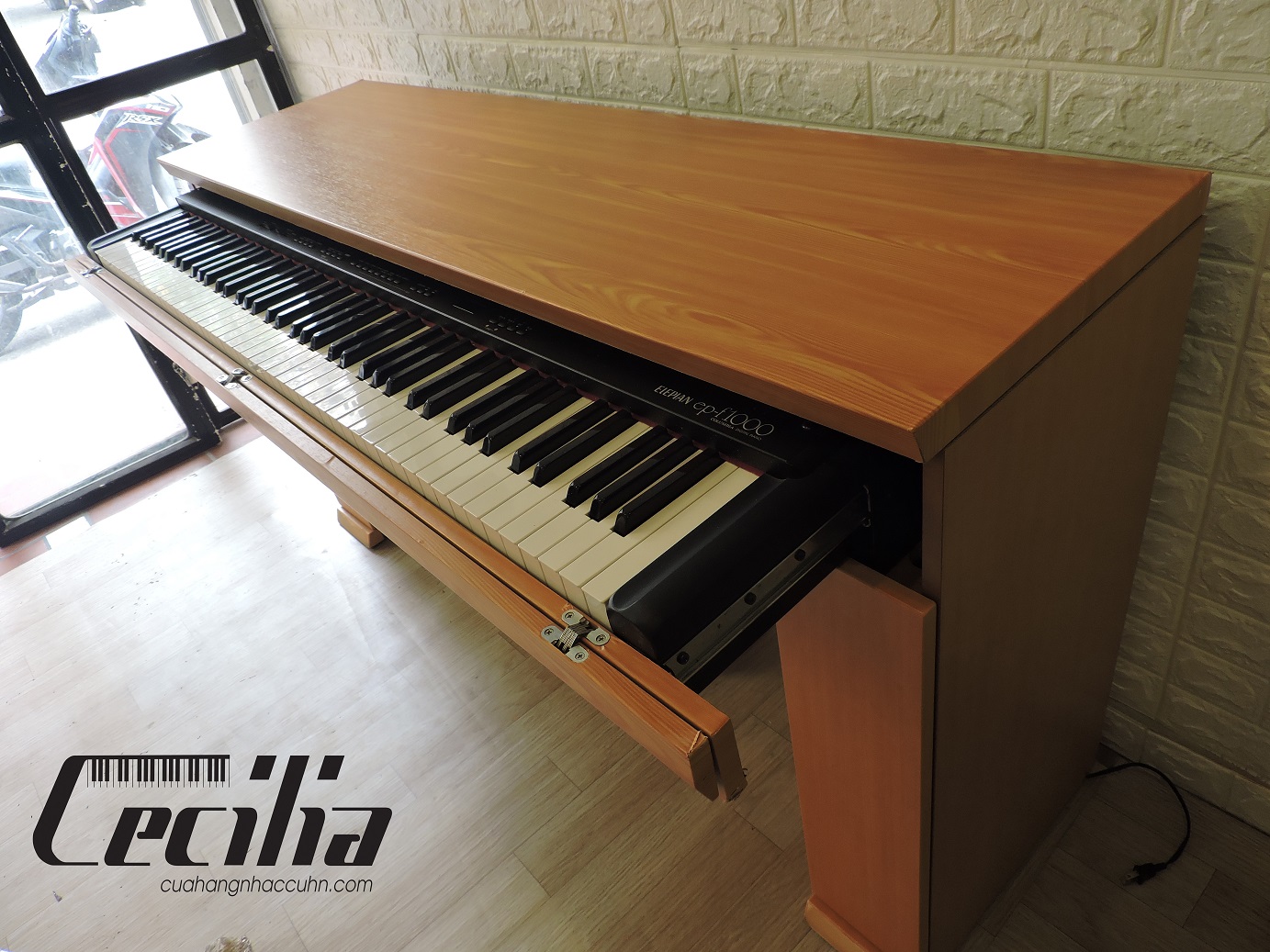 piano_dien_columbia_ep_f1000_nhat_ban