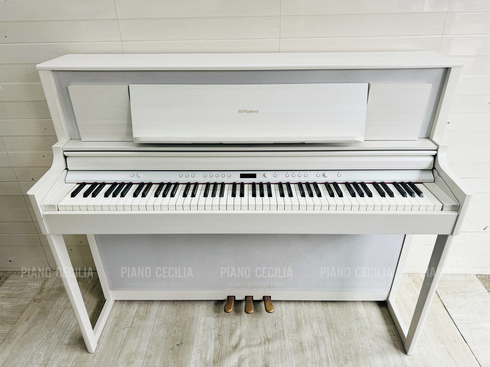 roland_lx706_1