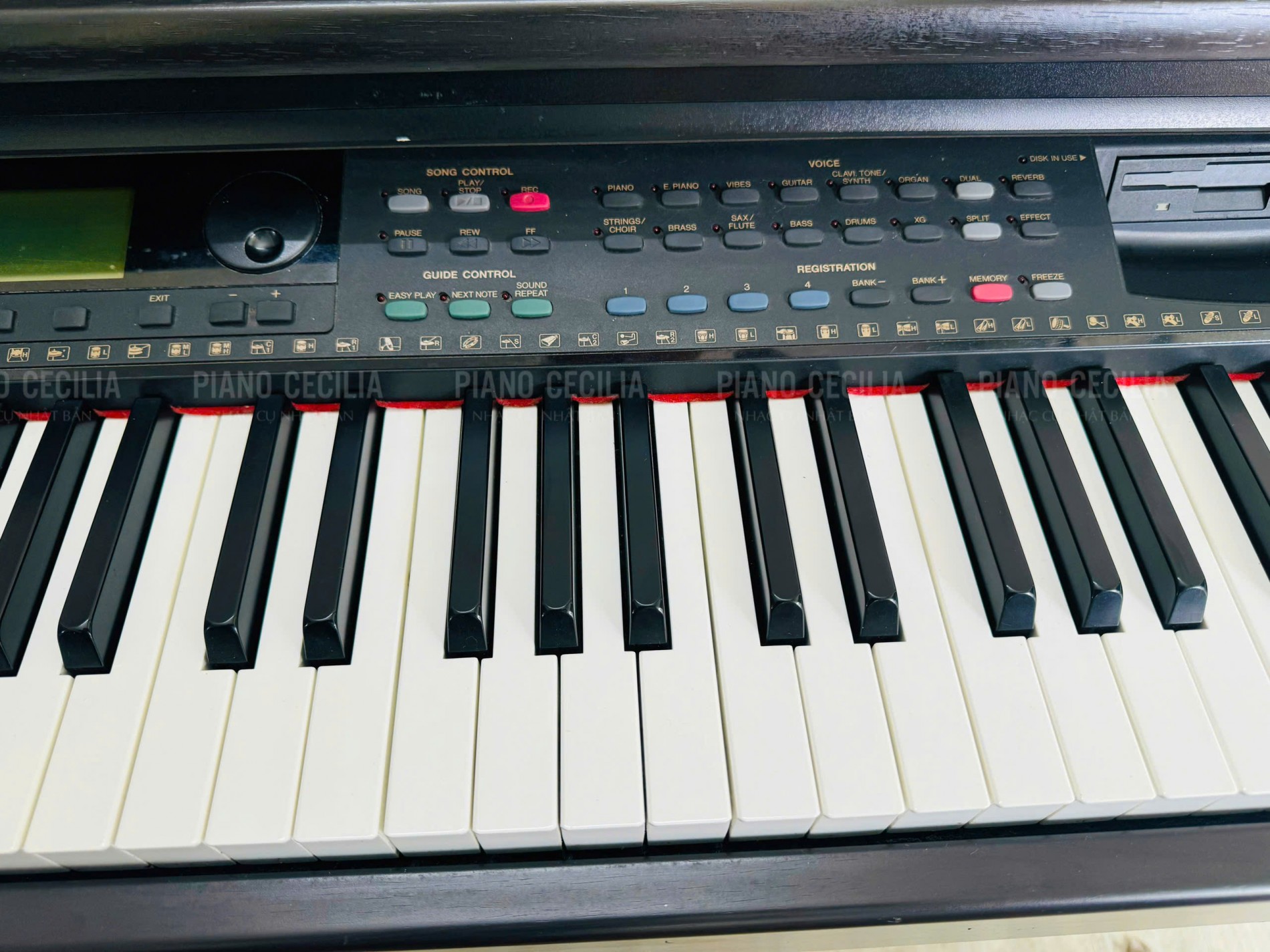 yamaha-cvp92-3